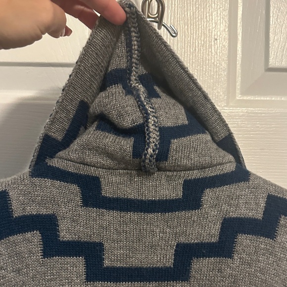Pixley Gray and Navy Chevron Cardigan - Picture 8 of 9